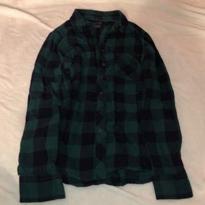 Size 8 turquoise and navy blue women’s flannel
